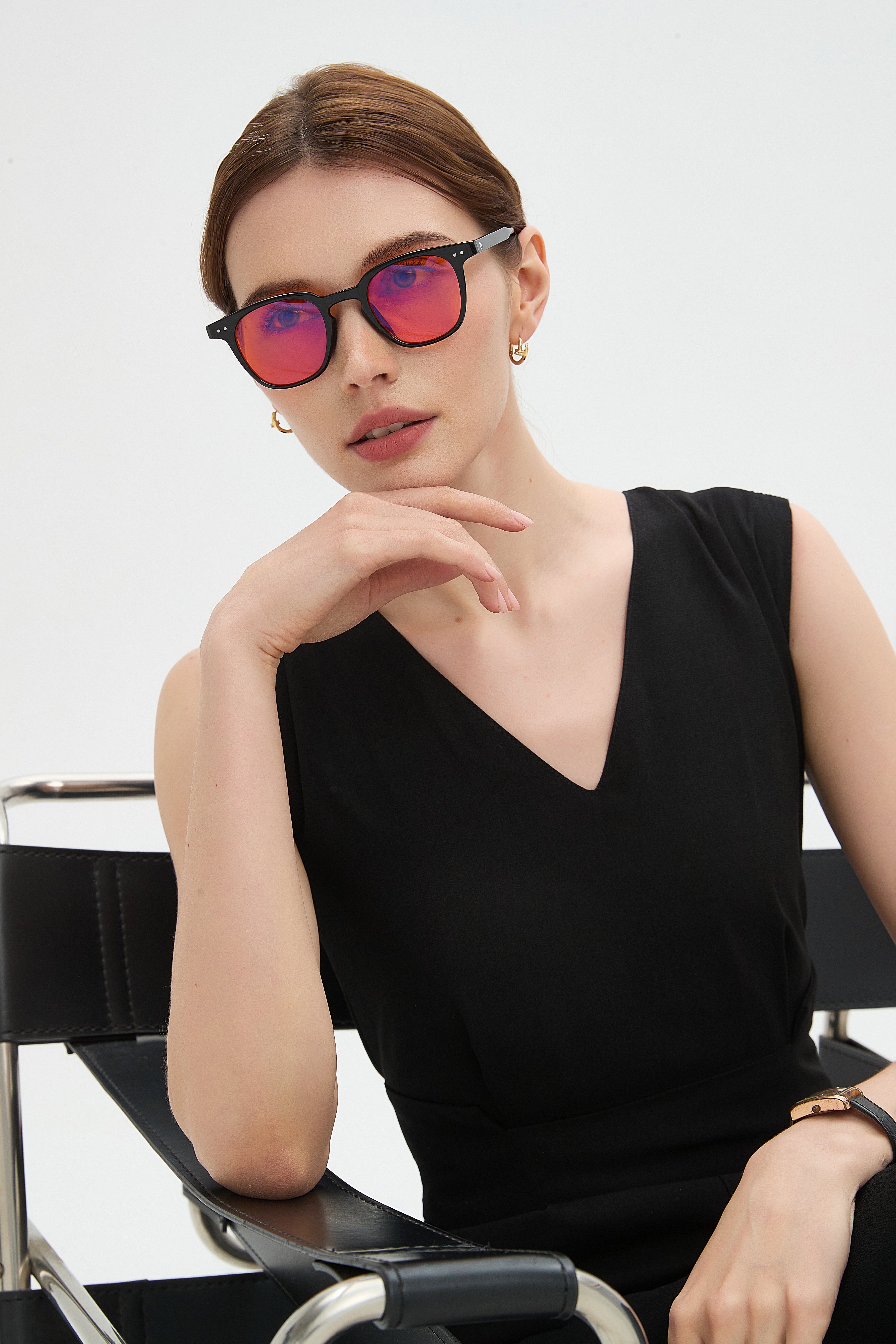 Newton – Fókuszáló Szemüveg · Nappali Védelem