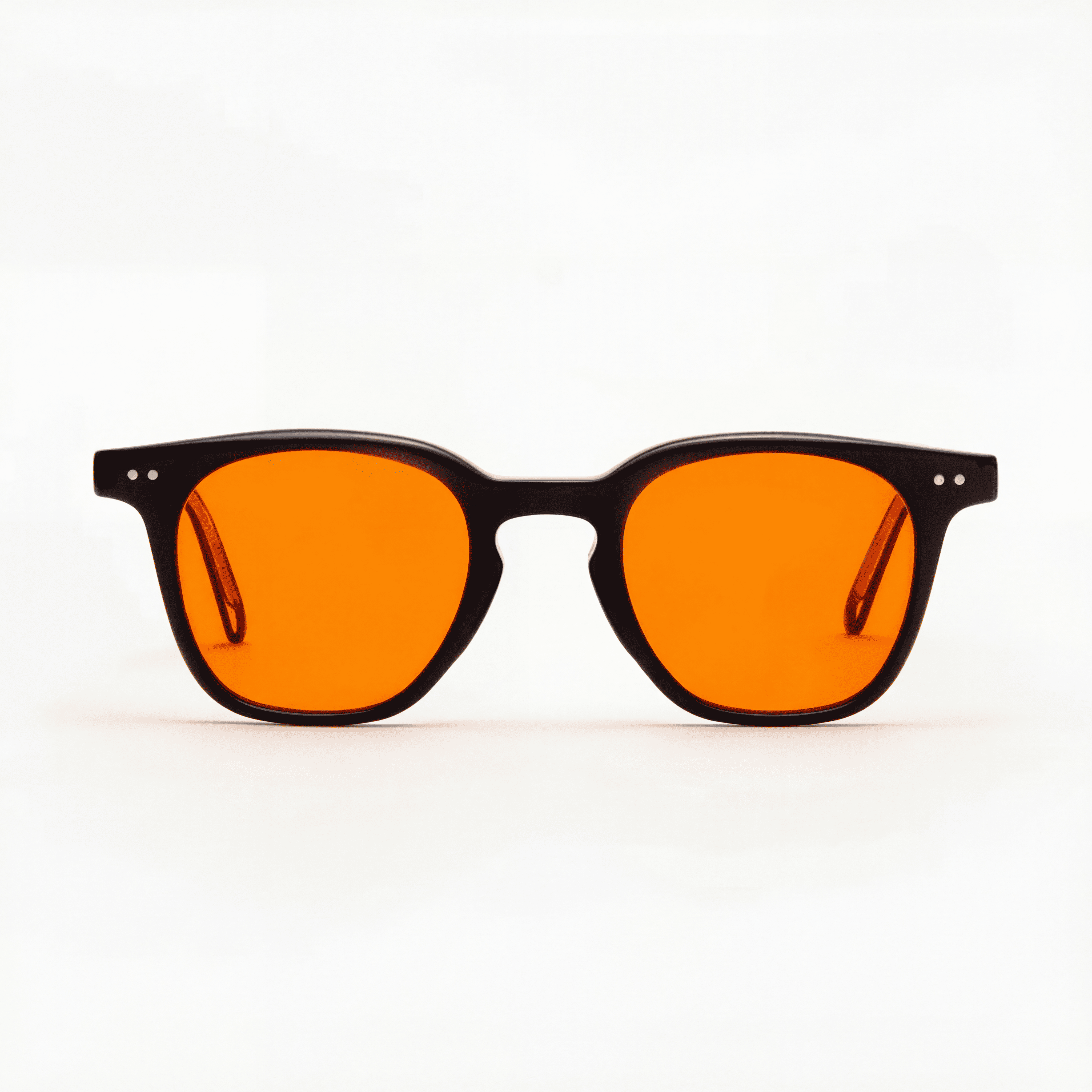 نيوتن – نظارات التركيز · الحماية النهارية